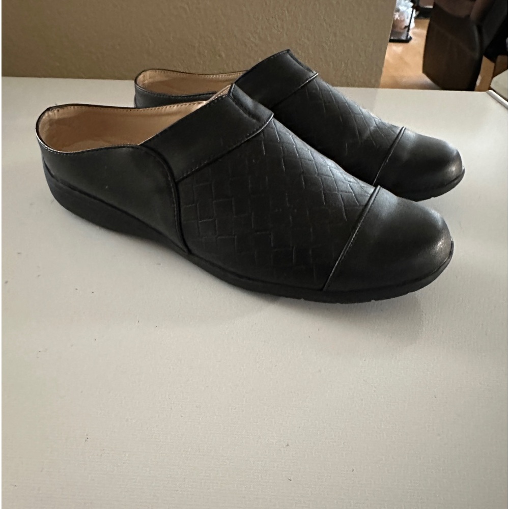 Classique Comfort Mule - Picture 7 of 11
